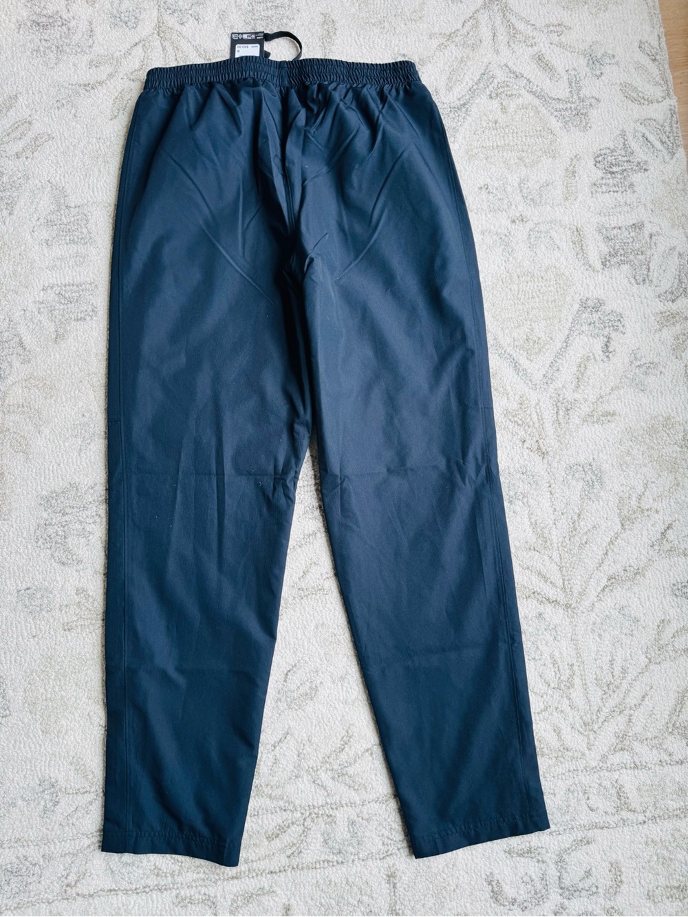 Under Armour Men’s UA Vital Woven Pant In Black - Picture 9 of 9